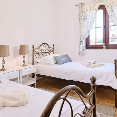 Bellissima By 4* Kukci